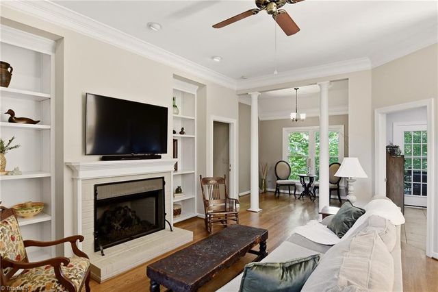 309 Hambrick Court, Winston-salem, NC 27106