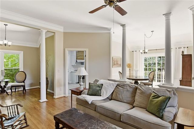309 Hambrick Court, Winston-salem, NC 27106