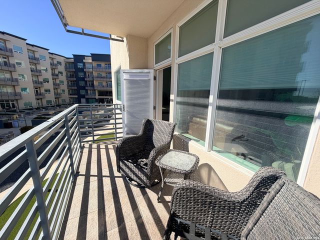 17902 La Cantera Pkwy Unit 201, San Antonio, TX 78257