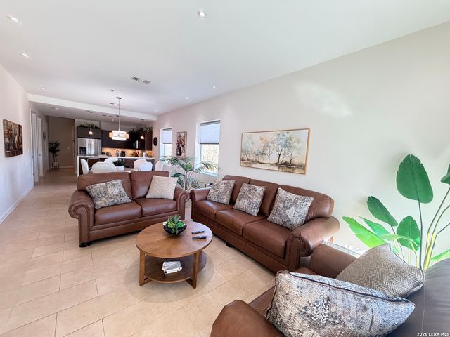 17902 La Cantera Pkwy Unit 201, San Antonio, TX 78257