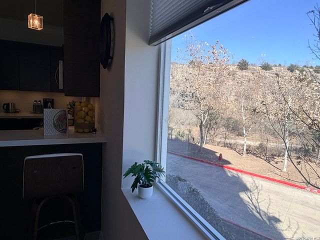 17902 La Cantera Pkwy Unit 201, San Antonio, TX 78257