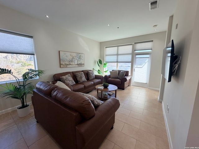 17902 La Cantera Pkwy Unit 201, San Antonio, TX 78257