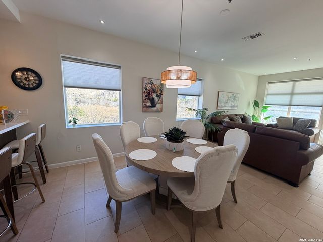 17902 La Cantera Pkwy Unit 201, San Antonio, TX 78257