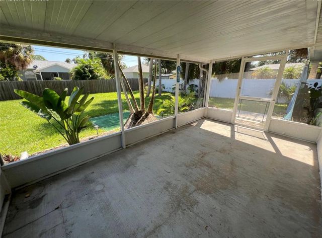 2426 SEAGULL LANE, North Port, FL 34286