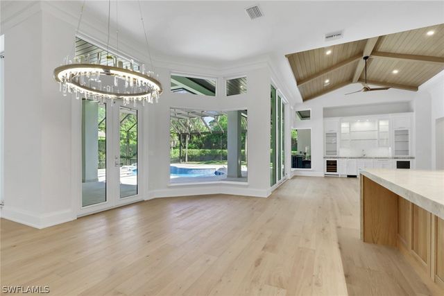 1331 Little Blue Heron CT, Naples, FL 34108