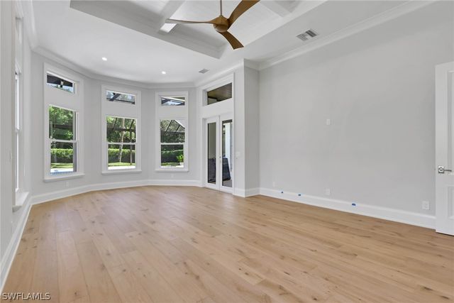 1331 Little Blue Heron CT, Naples, FL 34108