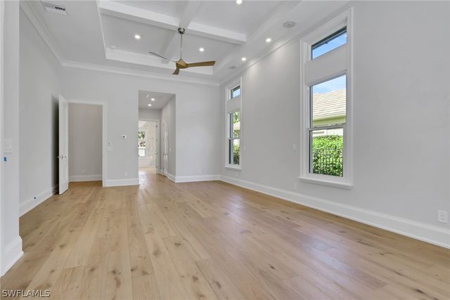 1331 Little Blue Heron CT, Naples, FL 34108