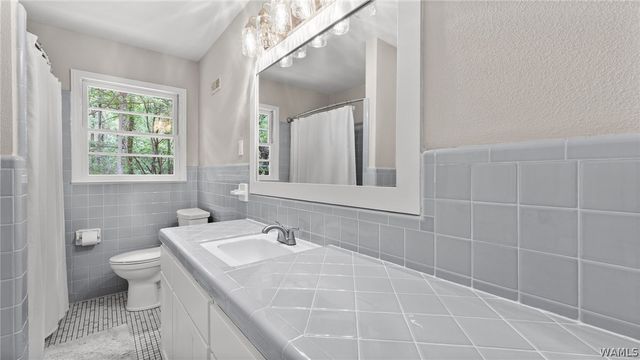 4222 Hillswood, Tuscaloosa, AL 35404