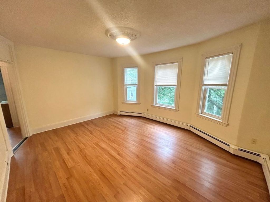 89 Lincoln St. 2, Cambridge, MA 02141