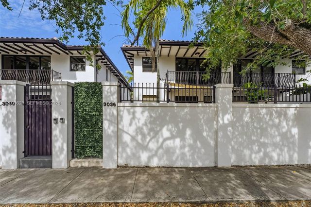 3036 Mcdonald Street, Miami, FL 33133