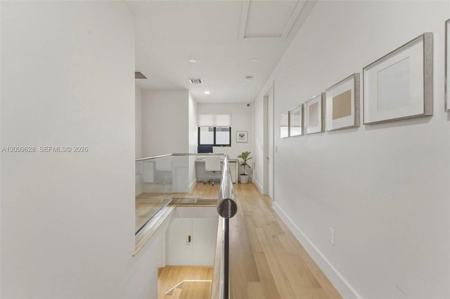 3036 Mcdonald Street, Miami, FL 33133