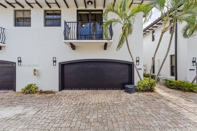 3036 Mcdonald Street, Miami, FL 33133
