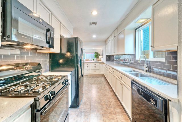 3411 Harpers Ferry LN, Austin, TX 78745