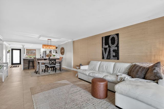 1631 Riverview Road 303, Deerfield Beach, FL 33441