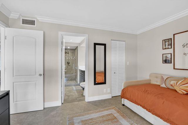 1631 Riverview Road 303, Deerfield Beach, FL 33441