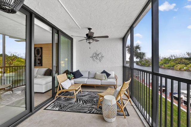1631 Riverview Road 303, Deerfield Beach, FL 33441
