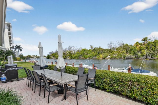 1631 Riverview Road 303, Deerfield Beach, FL 33441