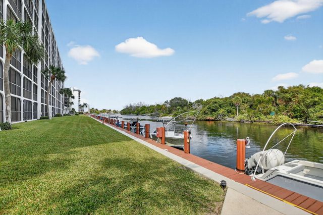 1631 Riverview Road 303, Deerfield Beach, FL 33441