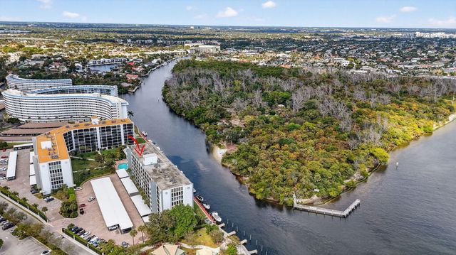 1631 Riverview Road 303, Deerfield Beach, FL 33441