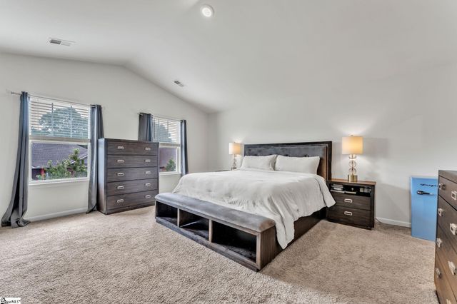 208 Bracken Woods Way, Piedmont, SC 29673