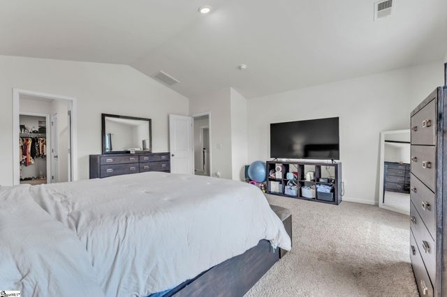 208 Bracken Woods Way, Piedmont, SC 29673