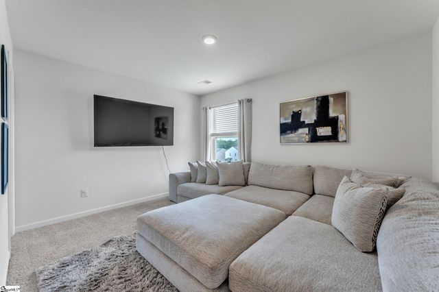 208 Bracken Woods Way, Piedmont, SC 29673