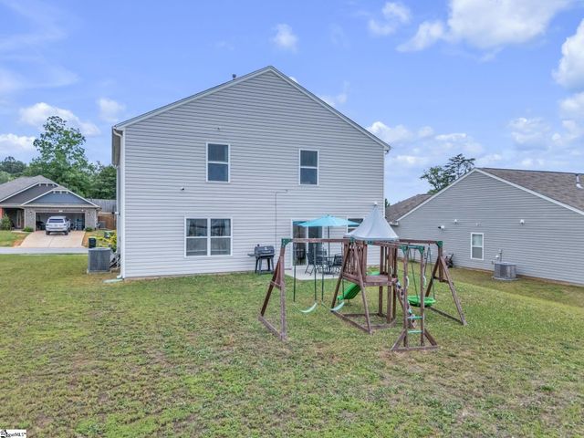 208 Bracken Woods Way, Piedmont, SC 29673