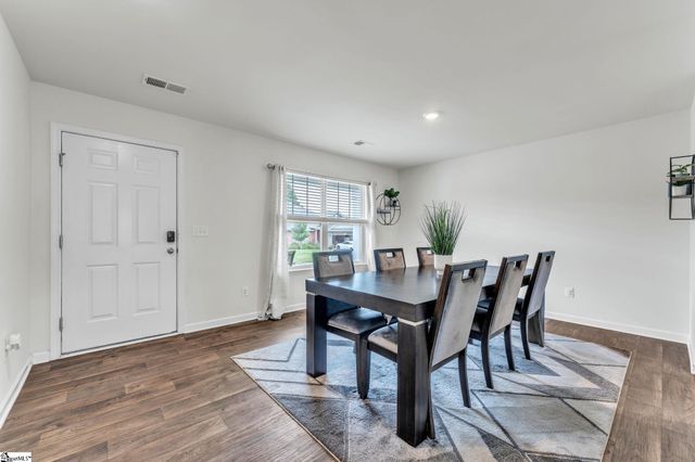 208 Bracken Woods Way, Piedmont, SC 29673
