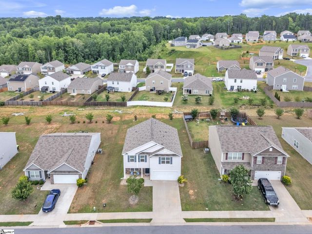 208 Bracken Woods Way, Piedmont, SC 29673