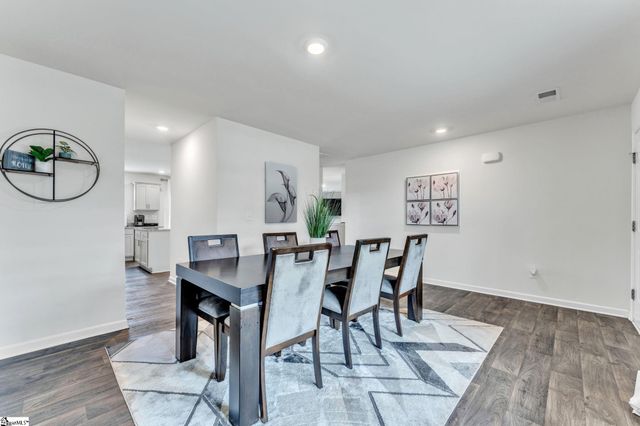 208 Bracken Woods Way, Piedmont, SC 29673