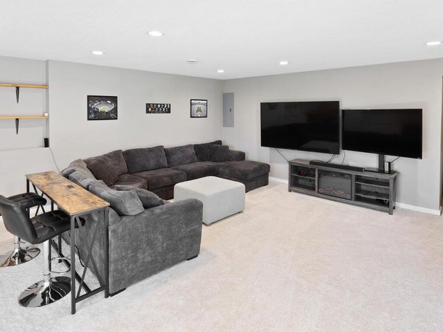 1389 Mallard Lane, New Richmond, WI 54017