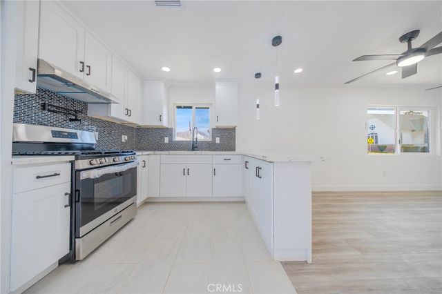 957 CENTER Street, Riverside, CA 92507