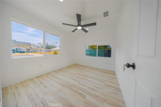 957 CENTER Street, Riverside, CA 92507