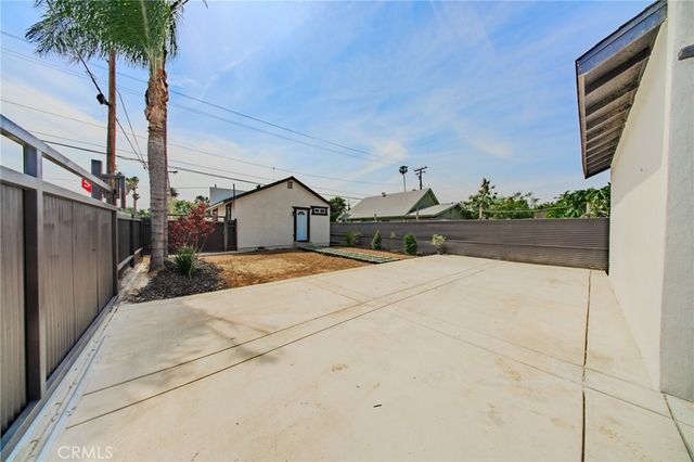 957 CENTER Street, Riverside, CA 92507