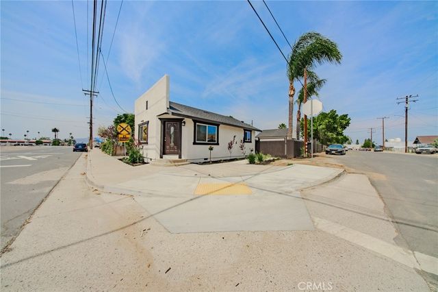 957 CENTER Street, Riverside, CA 92507