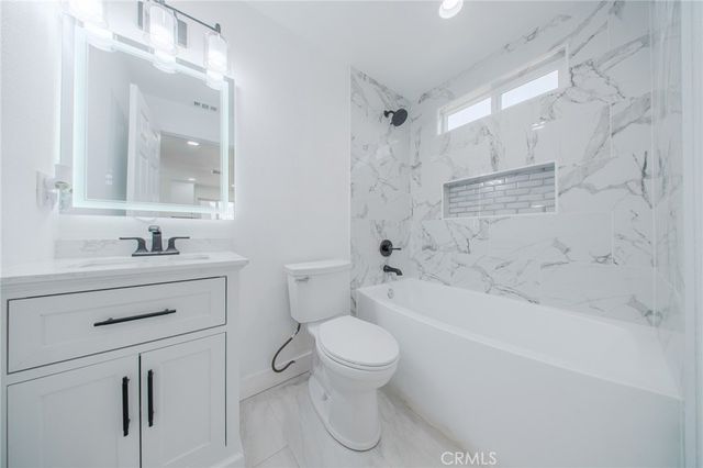 957 CENTER Street, Riverside, CA 92507