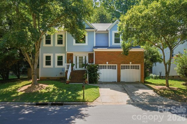 13901 Kings Carriage Lane, Charlotte, NC 28278