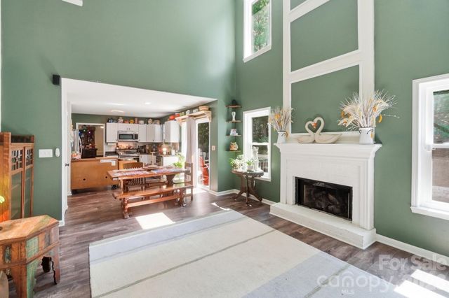13901 Kings Carriage Lane, Charlotte, NC 28278