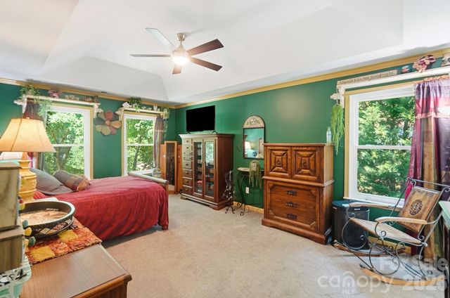 13901 Kings Carriage Lane, Charlotte, NC 28278