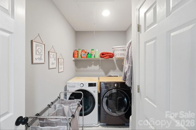 13901 Kings Carriage Lane, Charlotte, NC 28278