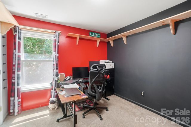13901 Kings Carriage Lane, Charlotte, NC 28278