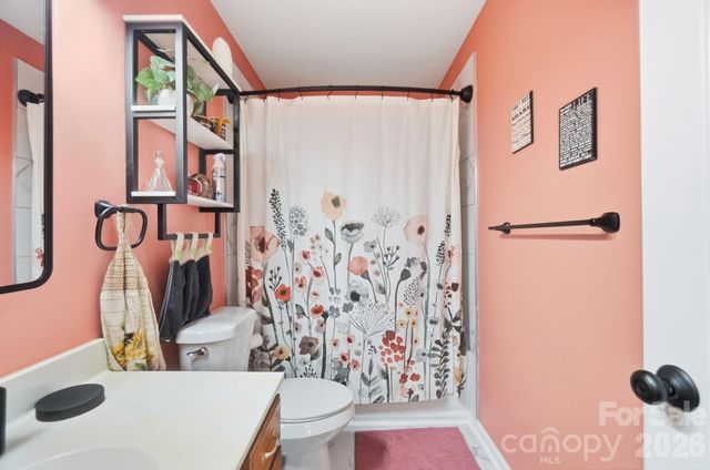 13901 Kings Carriage Lane, Charlotte, NC 28278