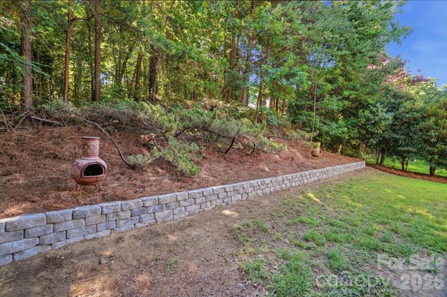 13901 Kings Carriage Lane, Charlotte, NC 28278