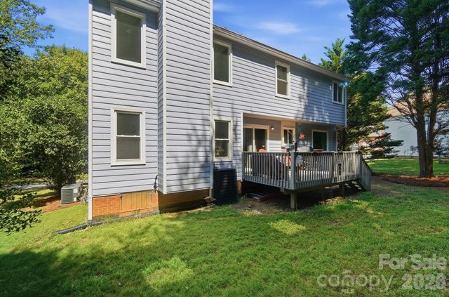 13901 Kings Carriage Lane, Charlotte, NC 28278