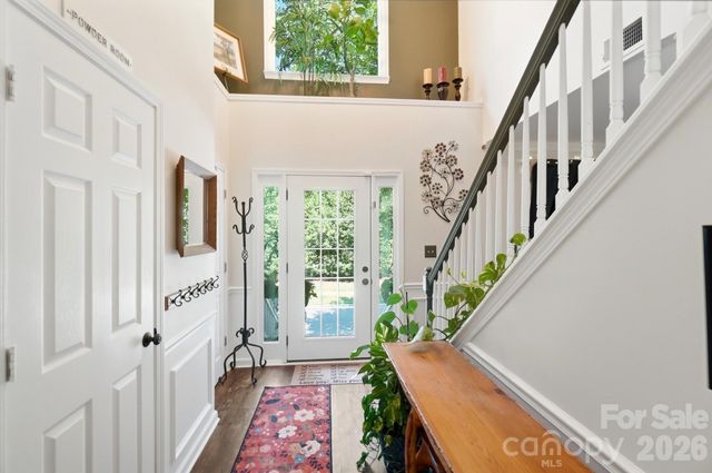 13901 Kings Carriage Lane, Charlotte, NC 28278