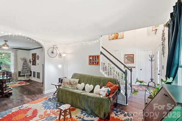 13901 Kings Carriage Lane, Charlotte, NC 28278