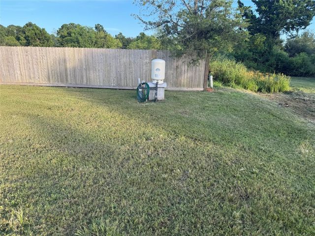 6723 Windhaven Road, Liverpool, TX 77577