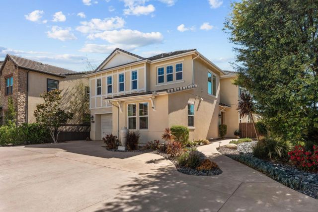 15083 Aramon Place, San Diego, CA 92127