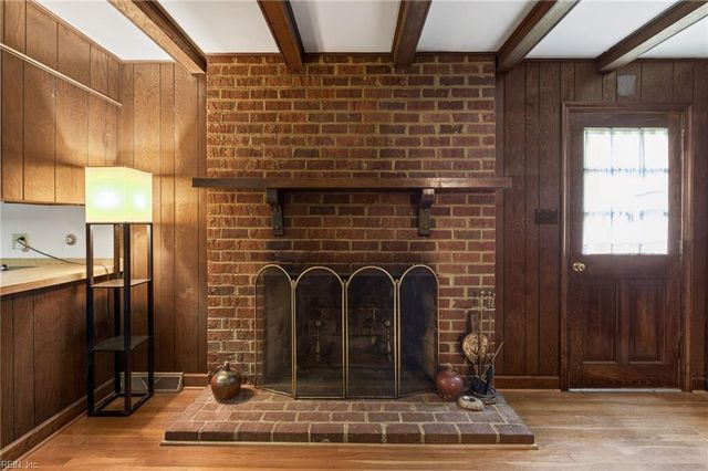 3100 Riveredge DR, Portsmouth, VA 23703