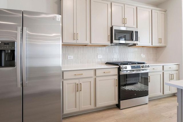 116 Barret DR, Liberty Hill, TX 78642